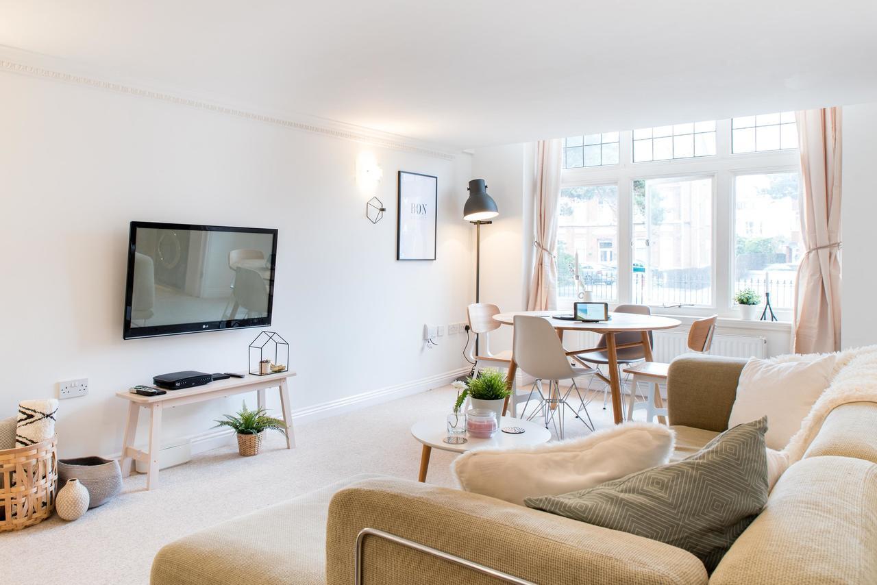 Victorian Duplex In Burlington Mansions Apartment Борнмът Екстериор снимка